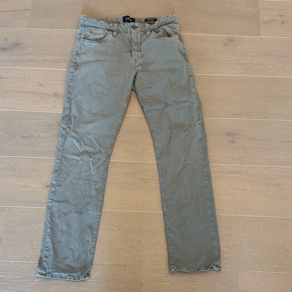 34 Heritage Men’s Courage Straight Leg Pant